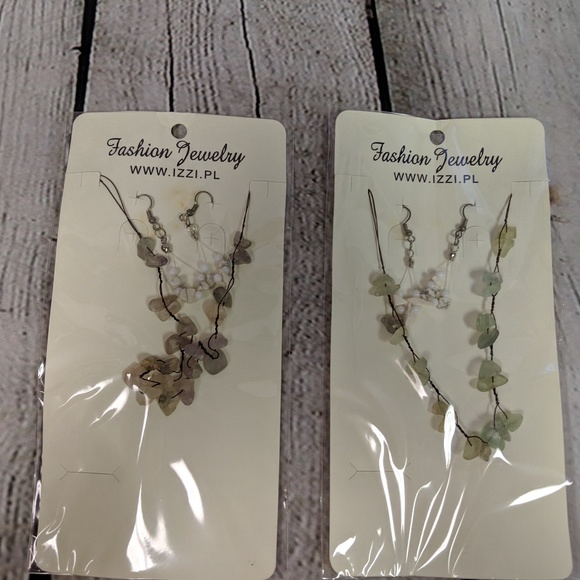 TWO sets stone/bead necklace earring sets - Picture 1 of 3